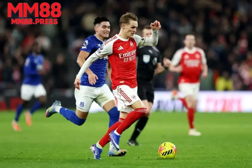 Arsenal cần trở lại mạch thắng sau khi ra sân tại châu Âu.